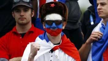 Яркие, голые, сумасшедшие российские болельщики!