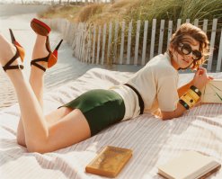 Пошаломкать-бы с такой... :)