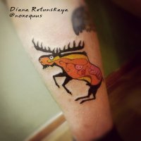 Еще на мне. Меня прет, мнение других людей меня на эту тему не сильно волнует. Работы моей супруги, эскизы тоже ее.