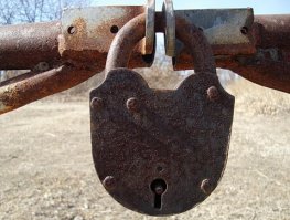 Вот такой пусть "взломает"