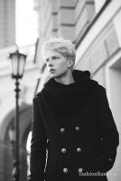 Здесь красивых мало, но они есть.