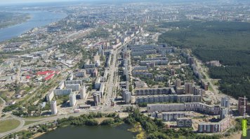 вид на "парковый",.. внизу Мулянка, слева Кама, справа Парк..