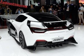 Их автомобили стоят своих денег. Нормальные автомобили за нормальные деньги, как вот этот, например, просто не возят в Россию. Согласитесь, не похоже на нашу ладу-горошек!