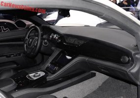 Их автомобили стоят своих денег. Нормальные автомобили за нормальные деньги, как вот этот, например, просто не возят в Россию. Согласитесь, не похоже на нашу ладу-горошек!