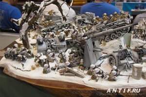 Такие в магазинах для творчества продаются. В миниатюрах деревья изображают.