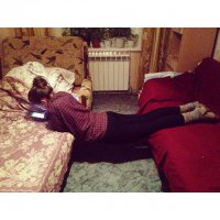 Она решила пописать и пописать сообщение.