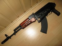 Я два года в танковых войсках вот такой таскал: