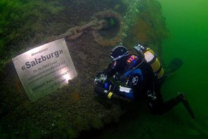 А как же все забыли про ЭТО??? 2 300 человек. 2 300 наших военнопленных. Это наш дайвинг-клуб на акции памяти под с. Затока.