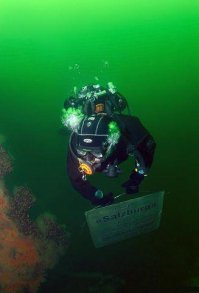 А как же все забыли про ЭТО??? 2 300 человек. 2 300 наших военнопленных. Это наш дайвинг-клуб на акции памяти под с. Затока.