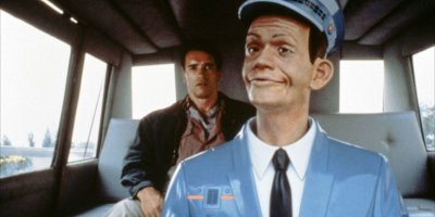 Водилу забыли посадить.