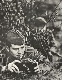 Между Вермахтом и Бундесвером: факты о Национальной народной армии ГДР