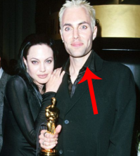 Это Анджелин Джол?