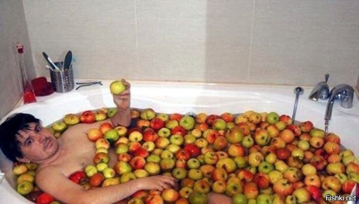 Конь в яблоках