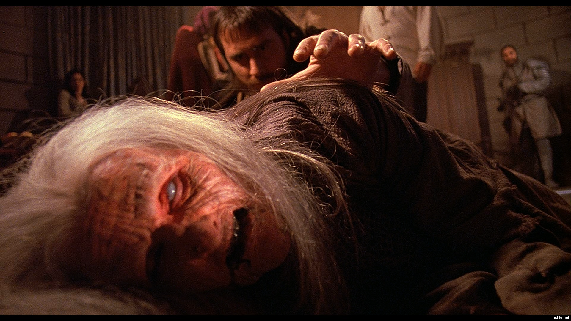 Самый стремный момент в комедии Зловещие мертвецы)))