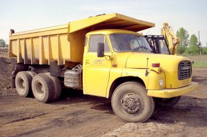 "Татра" и "Магирус"