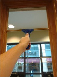 Я такой специально ножницами по металлу подравнивал.