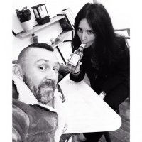 """2. За глаза женщину называть шлюшкой только за то что она является женой, может, и не самого приятного типа современного времени, надо быть самому недалеким"""

100%!
На мой взгляд Матильда почти святая. Закончила институт благородных девиц. Ни разу не шлюшка.