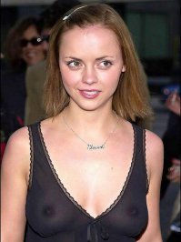 девочка уже давно выросла =)