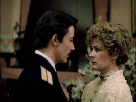 Почти мифическая личность - Анна Ревельская в исполнении Людмилы Нильской ("Моонзунд").