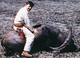 Думаю, уместным будет дополнить пост фотографиями человека, о котором идёт речь: