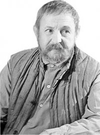 Так Владлен (Влад-имир Лен-ин) или Владелен (это по паспорту, наверное)? 
Сколько их, таких знакомых и замечательных советских актёров типа Новикова, Рыжова, Носовой и др., снявшихся в десятках прекрасных фильмов, кануло в небытие в нищете и забвении! Тамара Носова в морге полгода (!) лежала, никто забирать не хотел. ((
А "великая" Крачковская, земля ей пухом, которая сто лет назад сыграла короткие рольки мадам Грицацуевой и жены управдома Бунши, удостоилась венка от Президента РФ!
Нет справедливости на свете...((