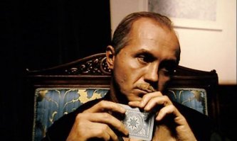Жалко Панина, столько бы еще сыграл.. 
Нравится его роль в "Даже не думай"