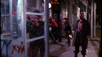 Вот самый знаменитый "русский" киноляп, блин...