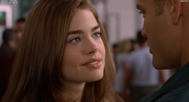 Дениз в "Звездном дисанте" тоже снималась