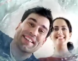 Они не знают о том какая это радость для всей семьи смыть вместе втулку склонясь над унитазом!