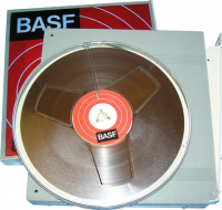 Баловство это.