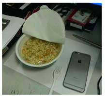 А вобще эта химия вкусная)) и к статусности не всегда имеет отношение... иногда так сожрать это хочется)))