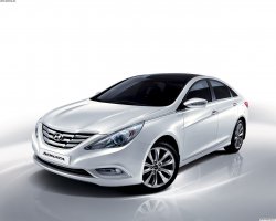 мне показалось Hyundai Sonata