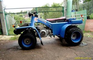 Был еще квадроцикл ЗИМ-350, производства Завода имени Малышева.Двигатель ИЖ-Ю-5 плюс навесное оборудование для плуга.