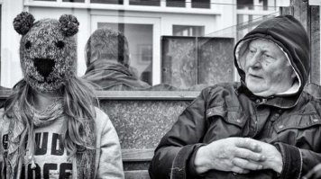 Работая с такими шутниками всегда надо быть начеку!