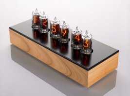 Ламповые "усилки" это круто, а ламповые часы..., это просто 3,14пец.