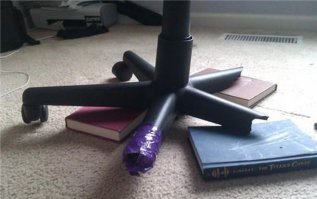 по-ходу мы стулья в одном магазине покупали.... гребанулся я тогда, знатно