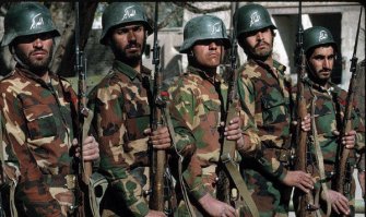 это что за игил в штальхельмах?