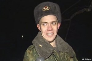 Но это не всё: Лейтон Доусон перебрался в СССР, попросил  политического убежища. Успешно женился и его сын подарил ему внука.
Я смог найти даже его фотографию.
Вот она: