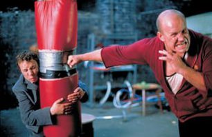 Это подпольные боксерские бои, Томми. Это не соревнования по щекотке. Эти парни занимаются тем, что делают друг другу больно.