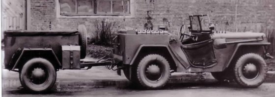 Насколько мне известно первыми за место джипа (амвтомобиль общего назначения - general purpose) соревновались: НАТИ АР и Bantam BRC40.