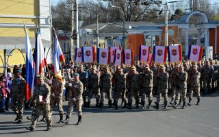 Могу только добавить, что сегодня в Крыму - рабочий день ! Основные праздничные мероприятия планируют провести в пятницу 19 марта после работы и основной Договор Путин В.В. подписал 19 - го марта! Вот тоже сегодняшние фотки !