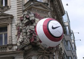 Люди с нездоровой манией к гигантизму