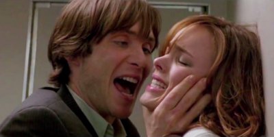 Мне нравится не "оскароносный", и даже ни разу не номинированный, Киллиан Мерфи. На мой взгляд, один из самых недооцененных актеров. Отсутствие статуэтки не делает его менее талантливым. Отлично вживается в роль, будь то доктор Крэйн из "Темного Рыцаря", Томас Шелби из "Острых Козырьков", Патриция из "Завтрака на Плутоне", или Джексон Риппнер из "Ночного Рейса". А сколько еще таких недооцененных актеров??!! Оскар - не показатель таланта.