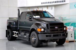 Не надо ничего изобретать. Есть Ford F-650 в множестве комплектаций