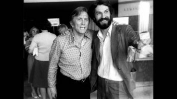 Ну ё-маё!!! Поколение ЕГЭ жжёт репостами!!!
Кирк Дуглас и БОРИС ХМЕЛЬНИЦКИЙ - один из известнейших исполнителей роли Робина Гуда!!!