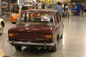 Тюнинг советских "Жигулей" по-английски