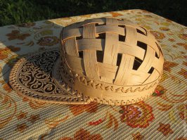 мастера делали .