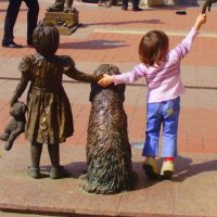 Приколы со статуями