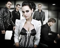 Не могу не отметить Мэнду Опхёйс из Nemesea.