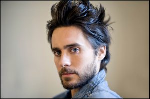 На фото актер и музыкант Джаред Лето